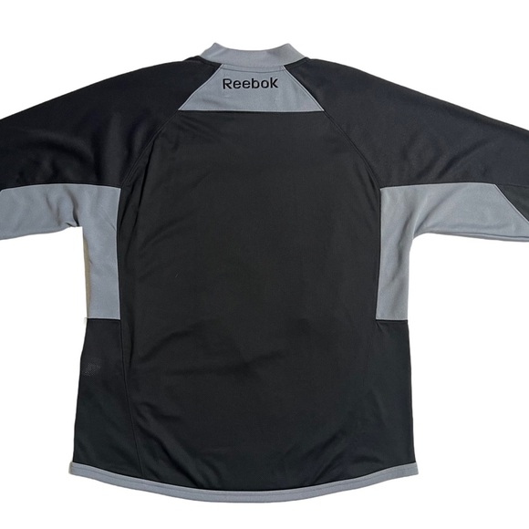 NWOT REEBOK / PITTSBURGH PENGUINS / NHL BLACK PRACTICE JERSEY SIZE M - Picture 3 of 7